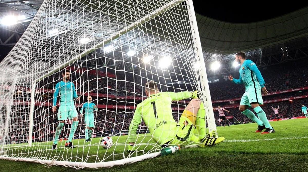marcosl36774061 gra328  bilbao  05 01 2017   el portero del fc barcelona  el170105233452