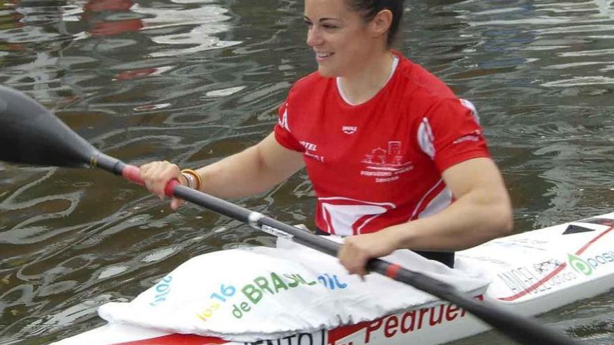 Laura Pedruelo, ayer en el embalse de Trasona.