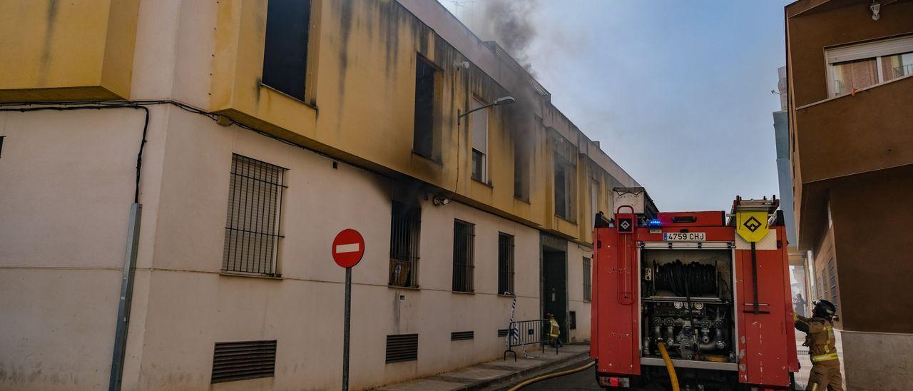Intranquilidad por los incendios ocasionados por los okupas en Badajoz