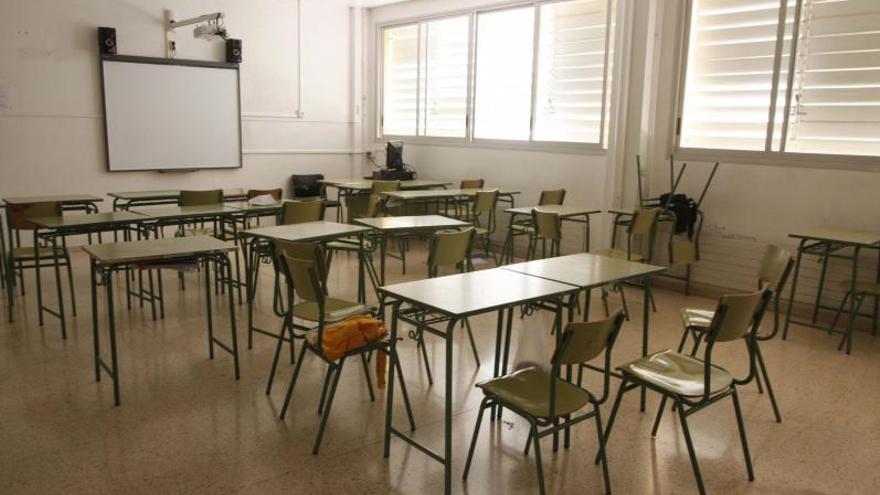 Un aula del instituto Xarc, vacía durante una huelga.