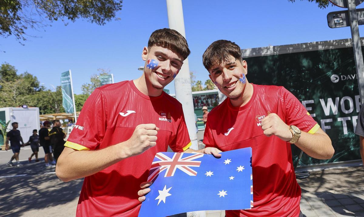 Empieza el espectaculo de la Davis