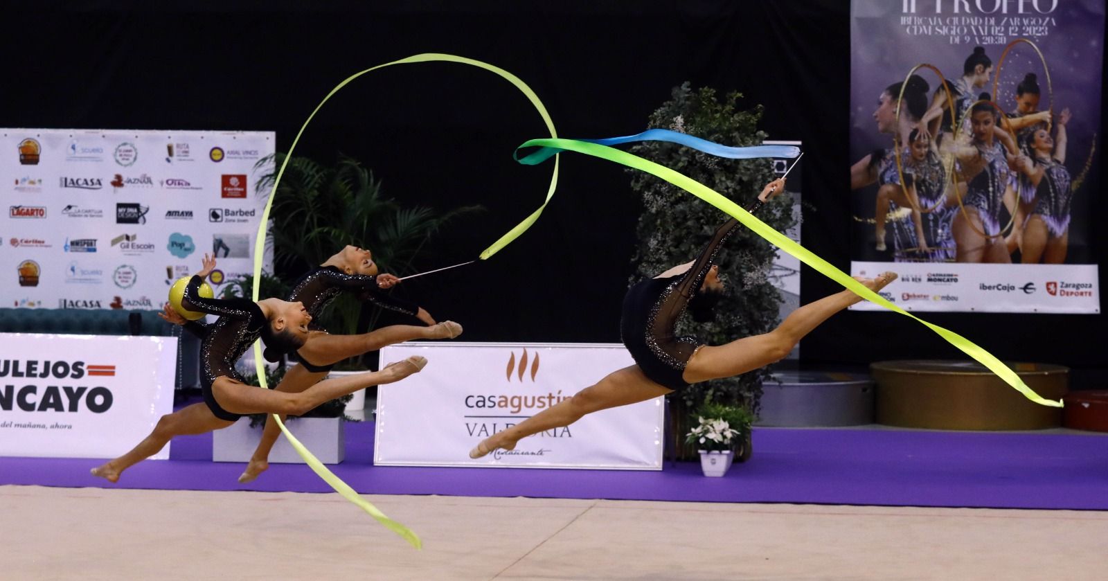 En imágenes | La mejor gimnasia rítmica de España se cita en Zaragoza