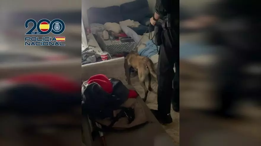 Los agentes de la Policía Nacional desmantelan un punto negro de venta de drogas en El Tablero