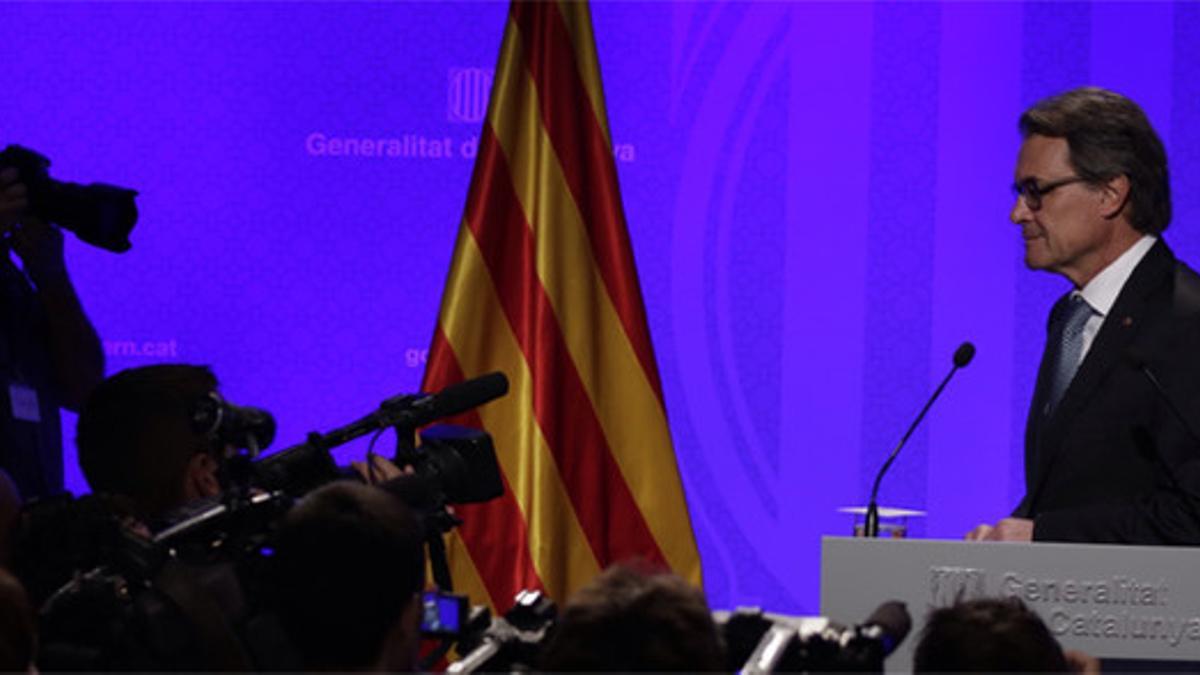 Artur Mas, durante su comparecencia de final de legislatura, en el Palau de la Generalitat.