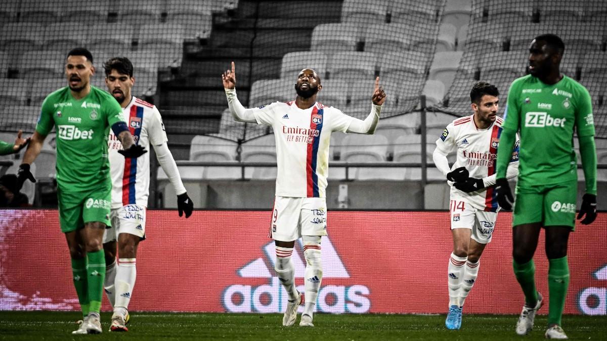 Dembélé celebra el gol ante el Saint-Etienne