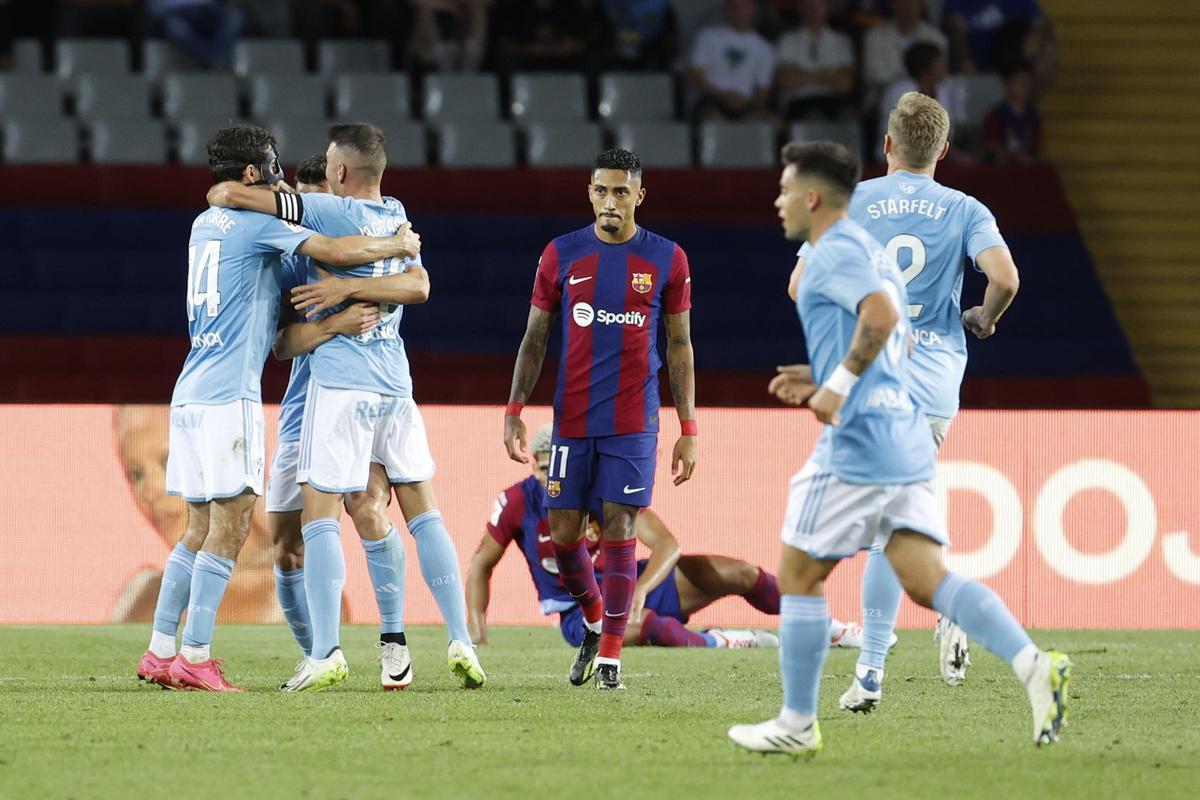 Los jugadores del Celta celebran el segundo gol de su equipo.