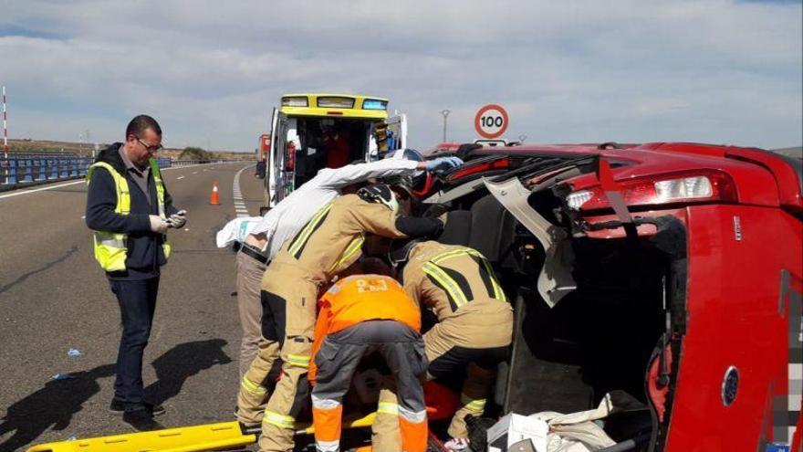 Un herido en un accidente de tráfico en Longares