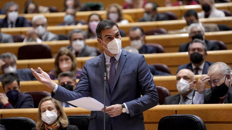 Siete presidentes instan hoy a Sánchez a que de nuevo sea obligatoria la mascarilla en exteriores