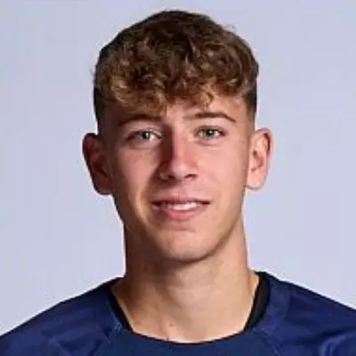 Pau Prim, Centrocampista