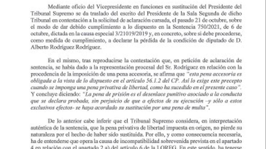 Escrito del jefe de los letrados del Congreso que avala la retirada del escaño a Alberto Rodríguez.