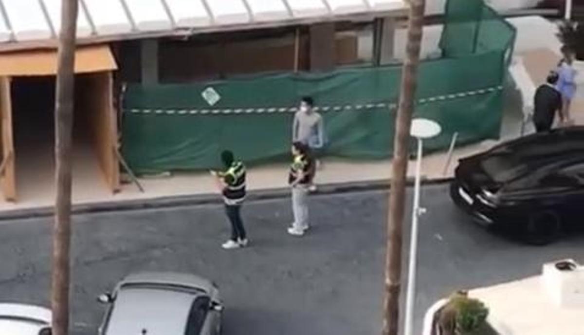 Miembros del dispositivo policial en Costa Adeje