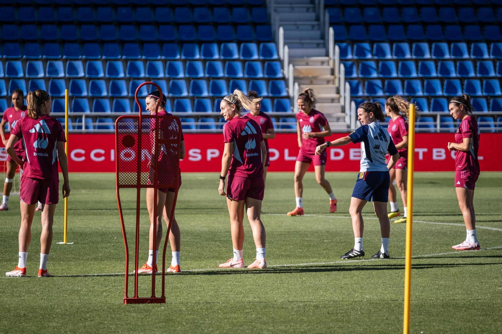 Training and press conference of the women's soccer team in Tenerife