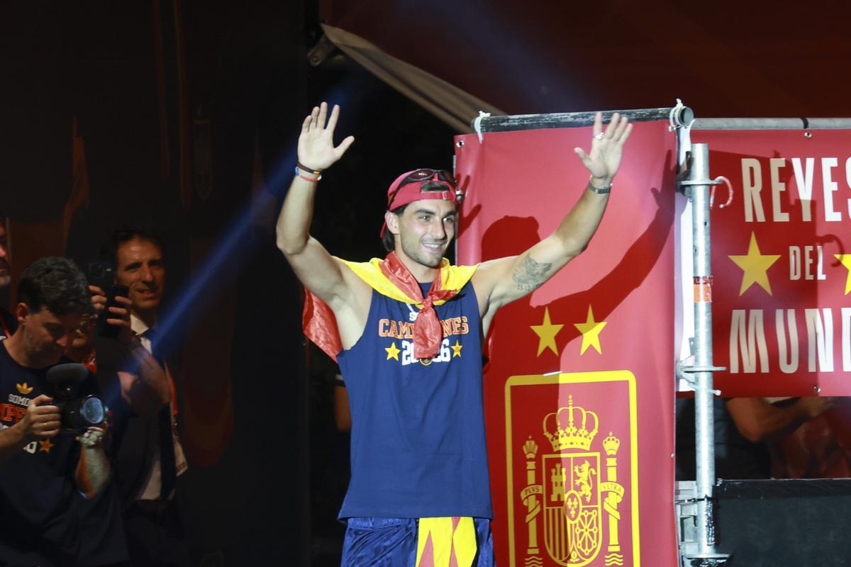 Ferran Torres, aclamado en la celebración del Mundial
