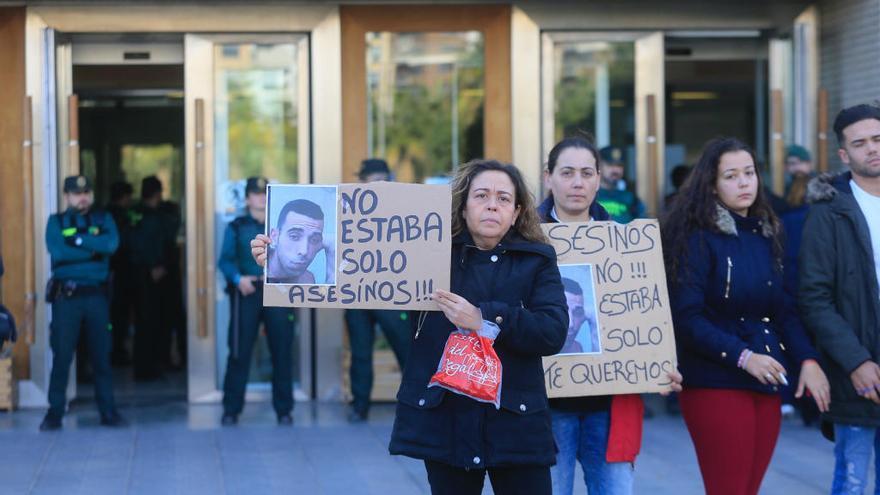 Condenado a 18 años de cárcel el adulto acusado de asesinar a hachazos a Maikel