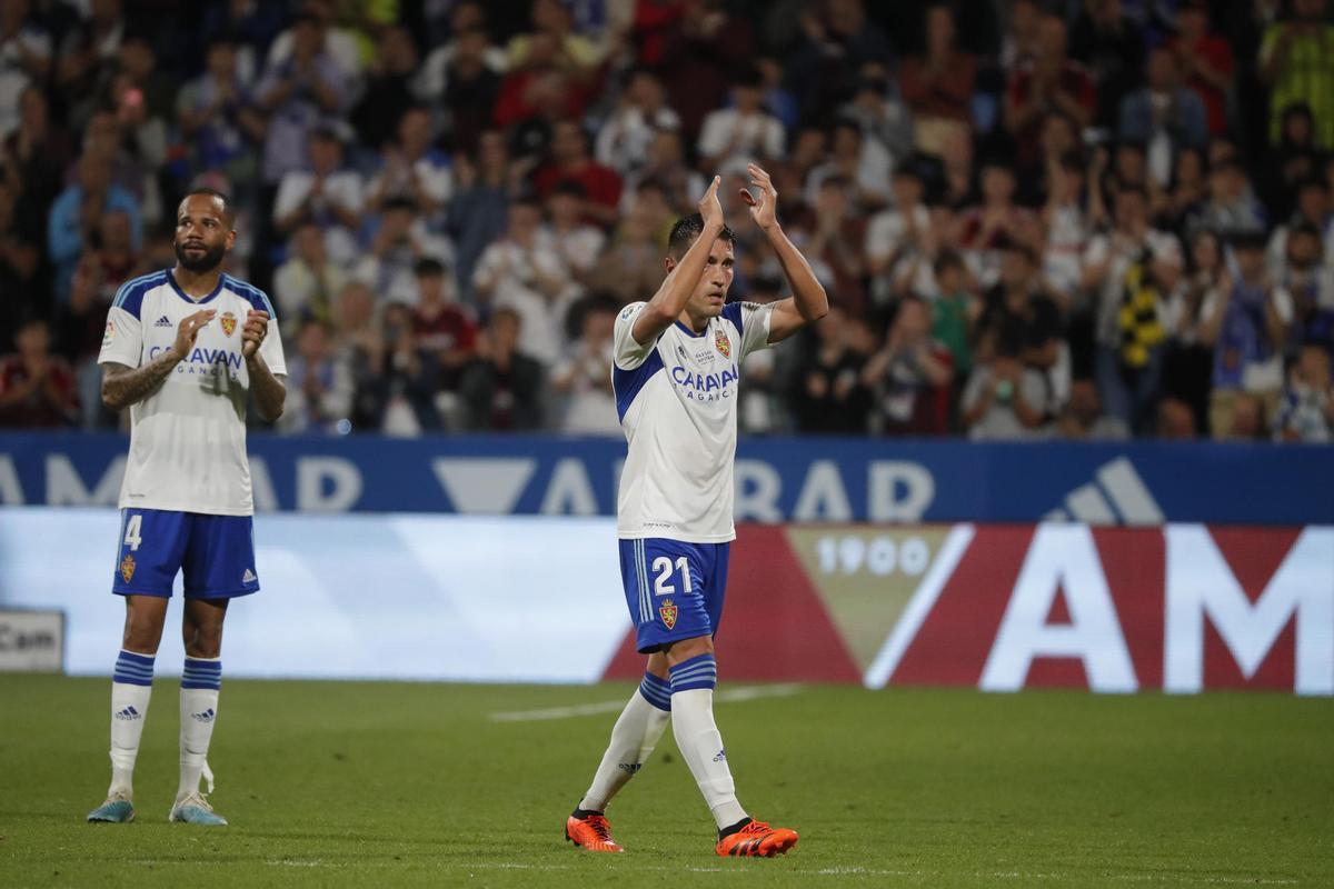 Así ha sido el inolvidable homenaje del zaragocismo a Alberto Zapater