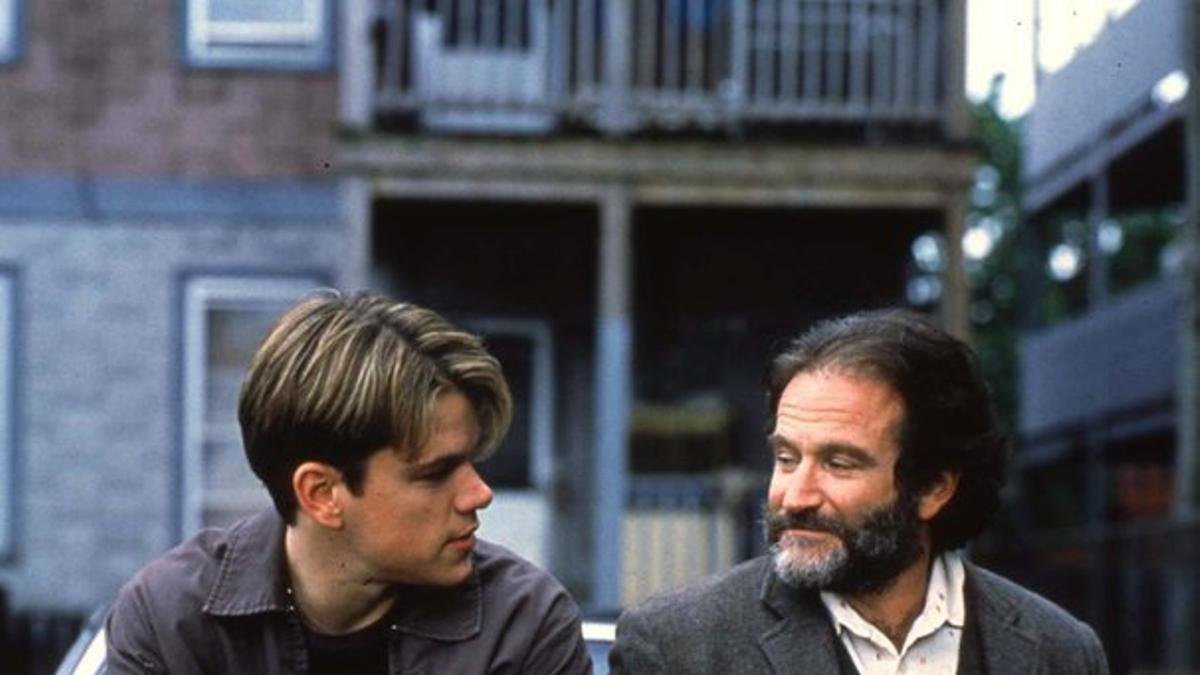 Damon, junto a Robin Williams, su profesor en 'El indomable Will Hunting'.