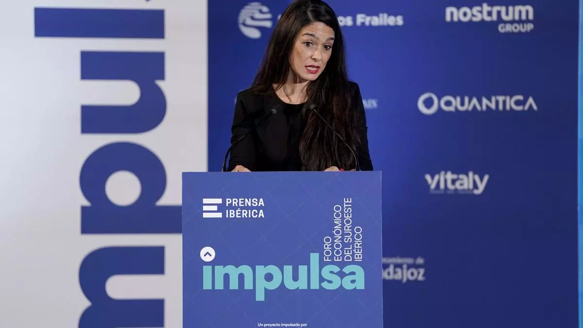 Sara Hernandez del Olmo: "We are focused on working on real interconnectivity between territories and cities and breaking that radial model"