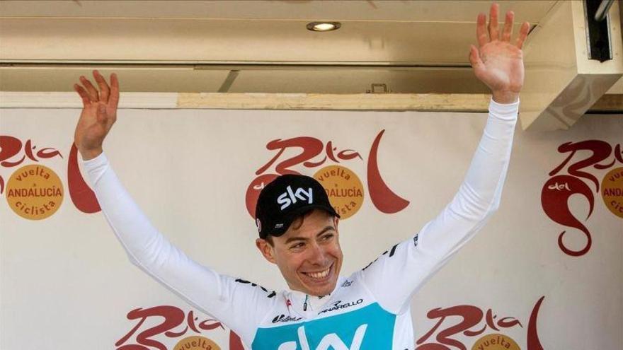 De la Cruz se viste de Froome y gana la contrarreloj final de la Vuelta a Andalucía