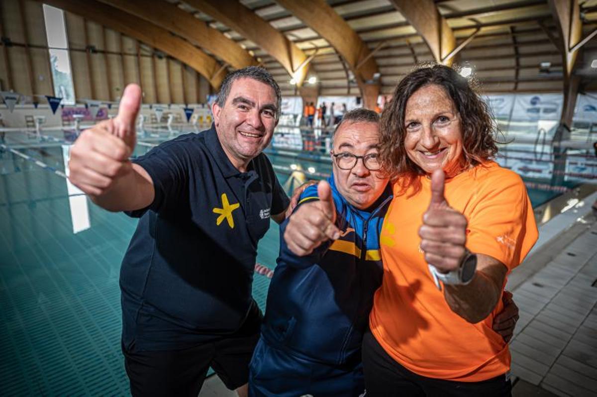 Montse Cuevas junto a deportistas del Specials Olympics de Granollers