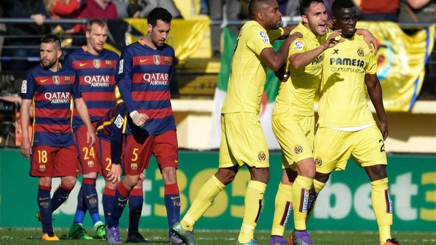 Punto de orgullo del Villarreal ante el líder (2-2)