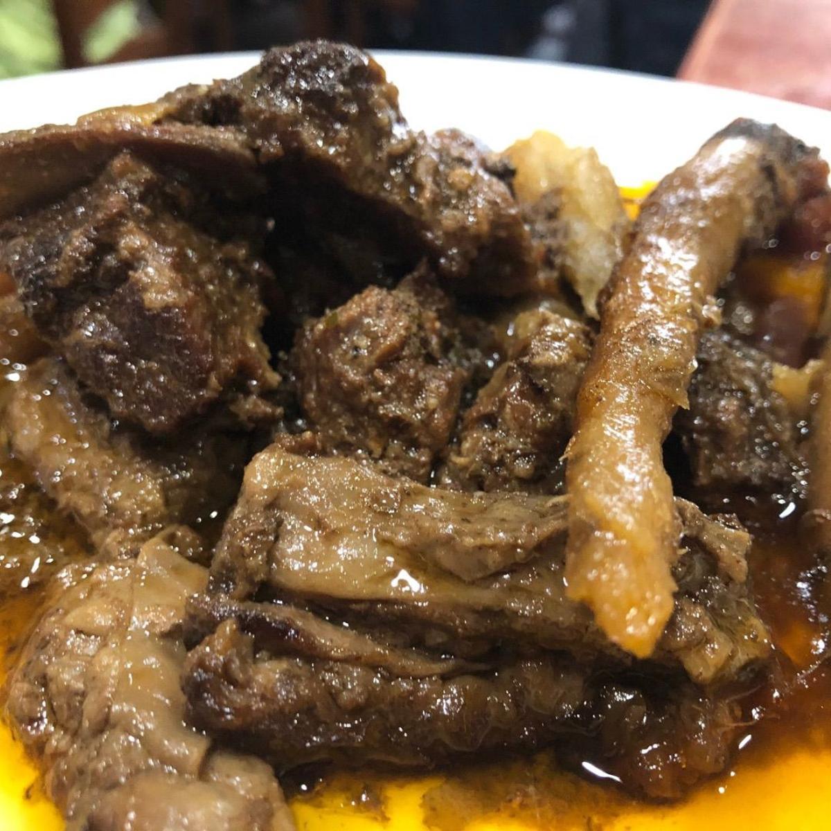 Un dels plats que ofereixen al Cafè de la Selis durant les jornades del salsafí.