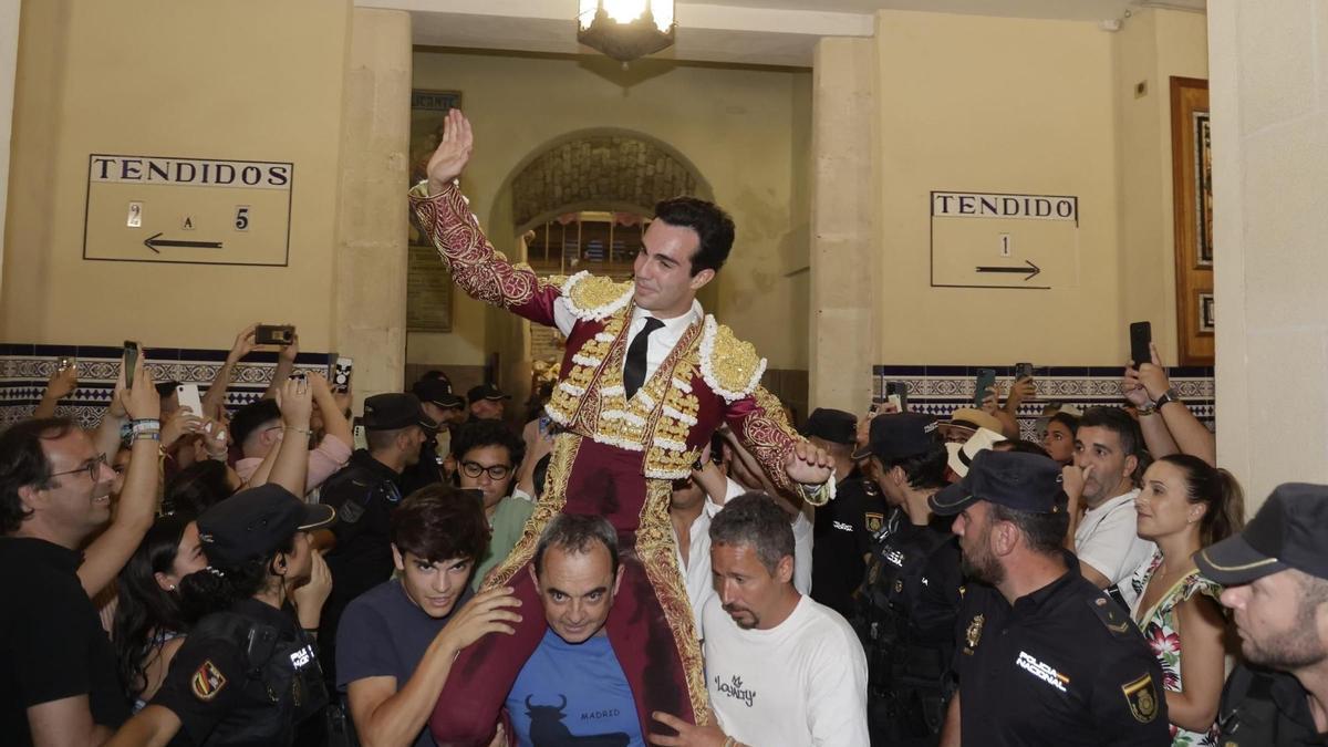 Tomás Rufo fue el triunfador del día de San Juan en Alicante en el festejo que se televisó por À Punt
