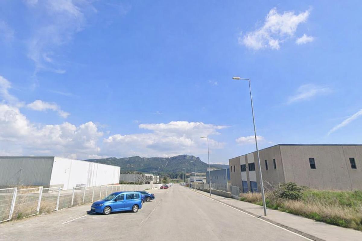 Carrer de Manel Valls del Polígon les Gavarres d'Òdena, on hi ha tingut lloc l'accident