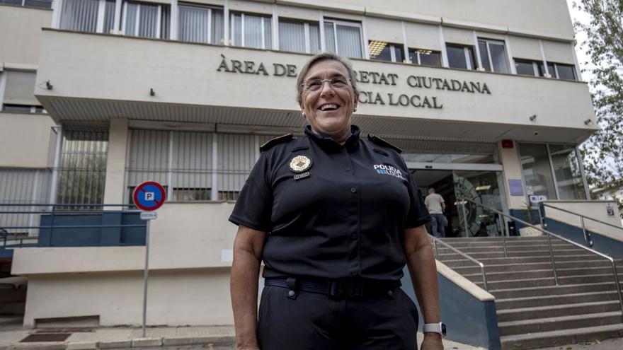 Antonia Barceló, comisaria de la Policía Local de Palma: «Hay que romper los estereotipos para que  más mujeres quieran ser policías»