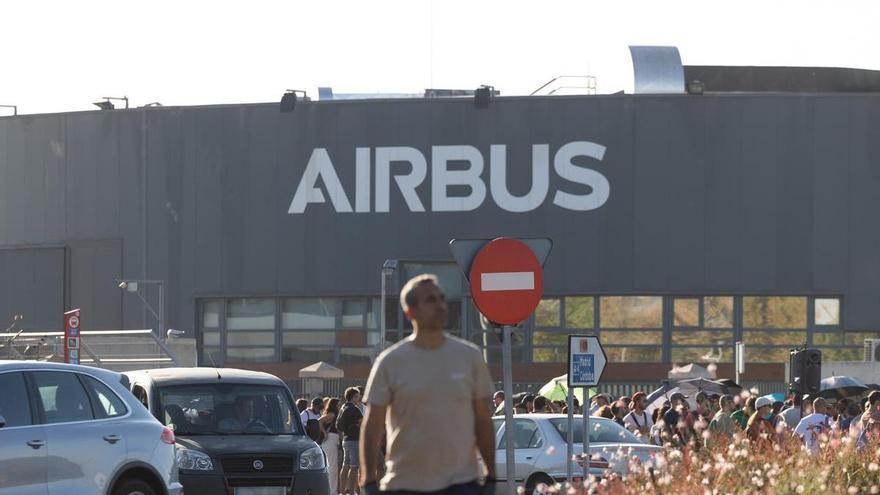 Hereu convoca a Airbus y a los sindicatos este viernes para mediar en la huelga indefinida