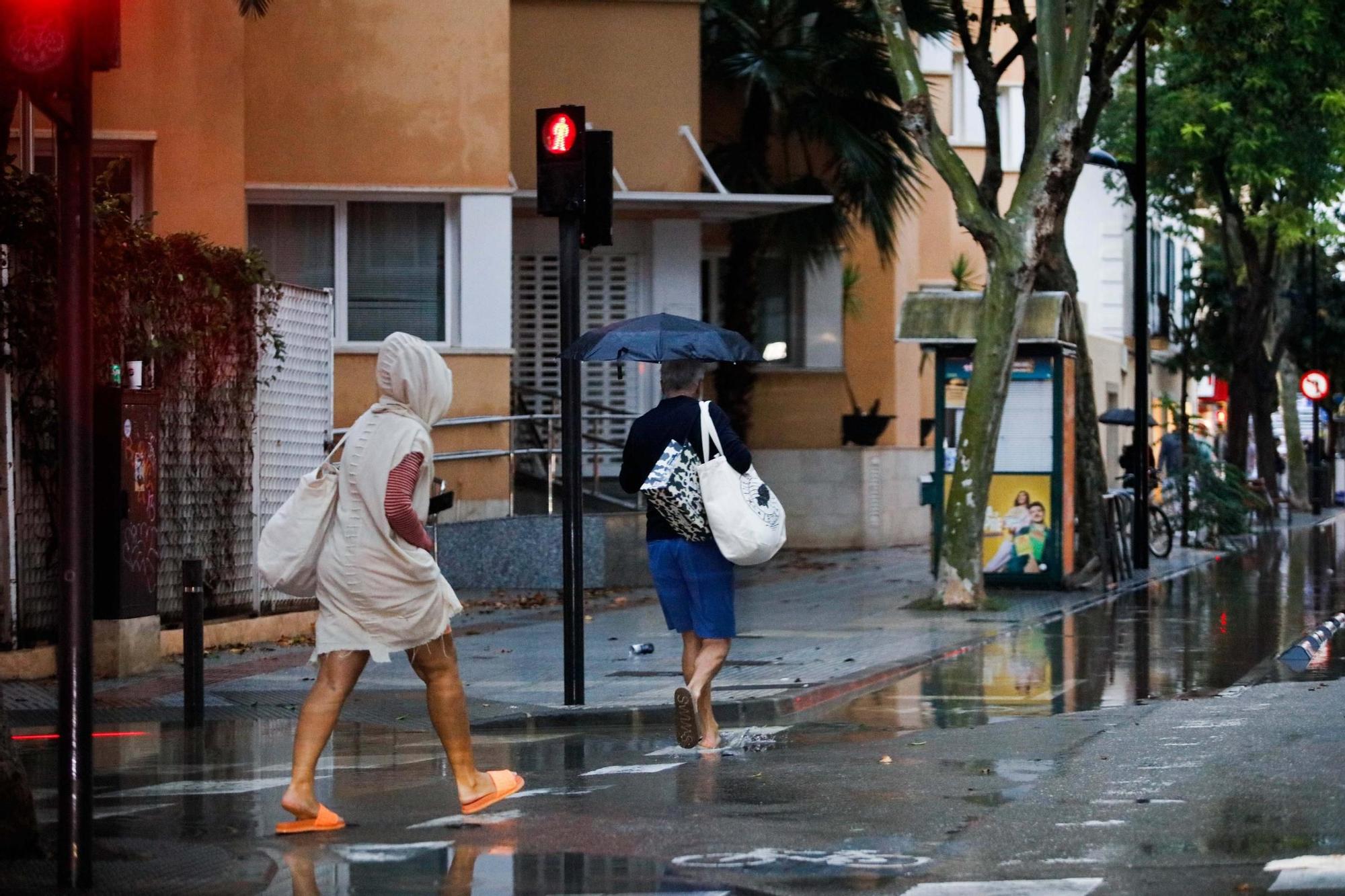 Las imágenes de la dana 'Alice' en la tarde del sábado en Ibiza