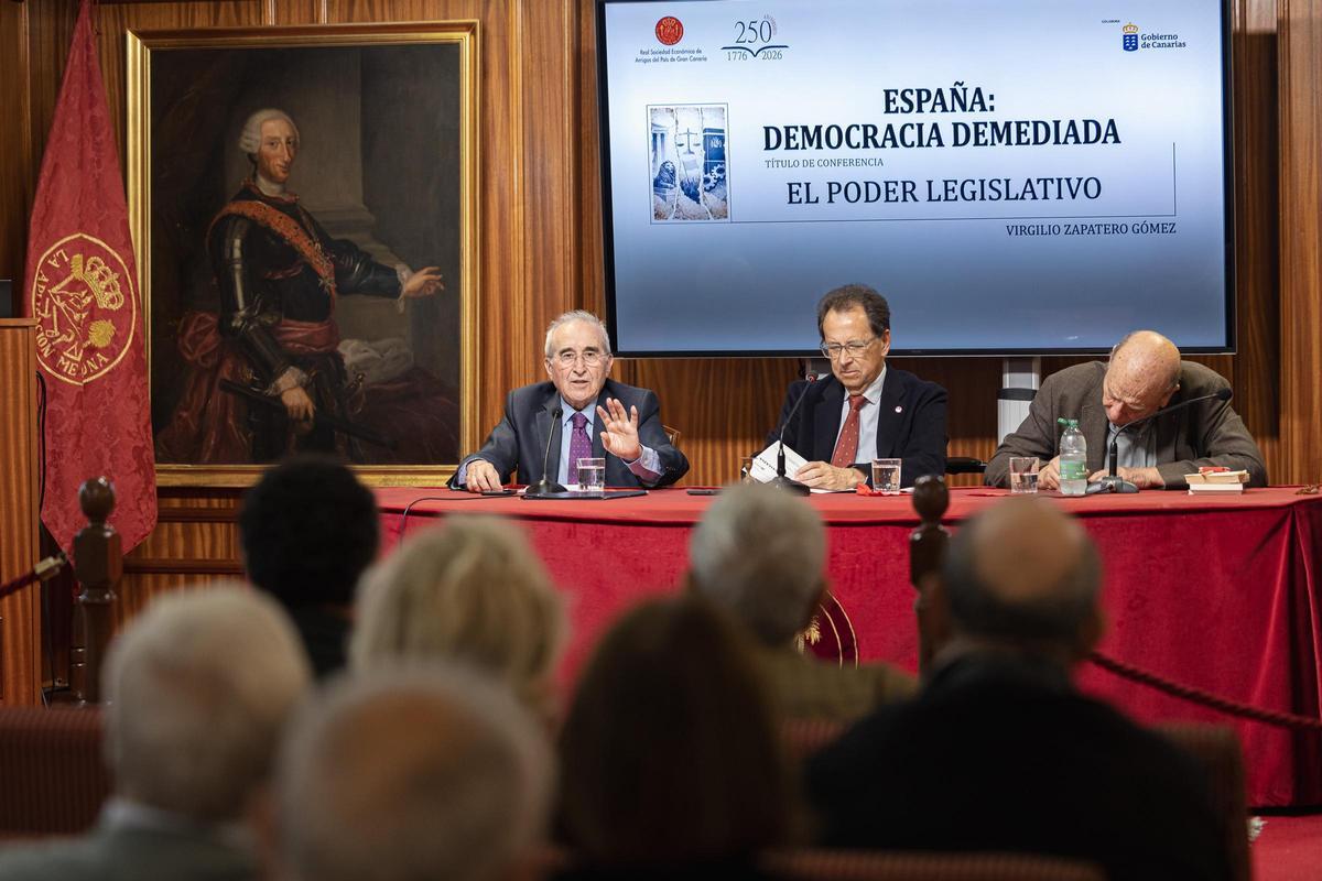 Virgilio Zapatero, jurista y exministro, en Las Palmas de Gran Canaria.