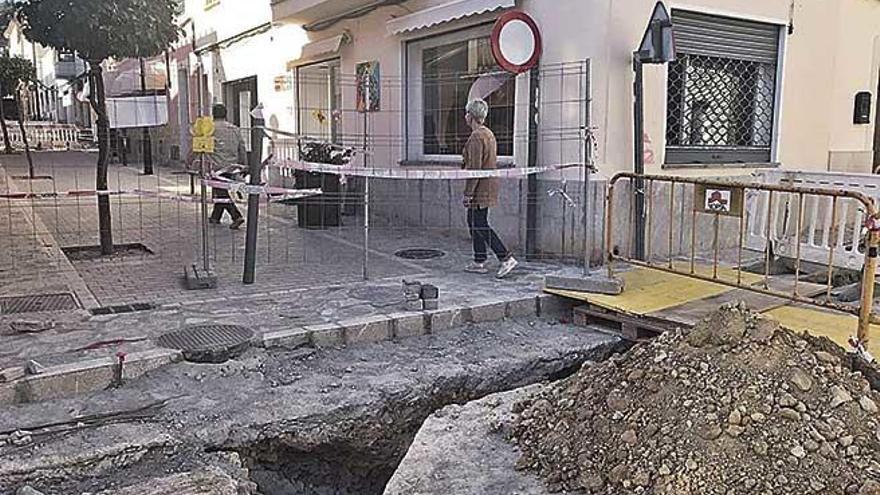 La obra se efectÃºa en la calle ConstituciÃ³ de Andratx vila.