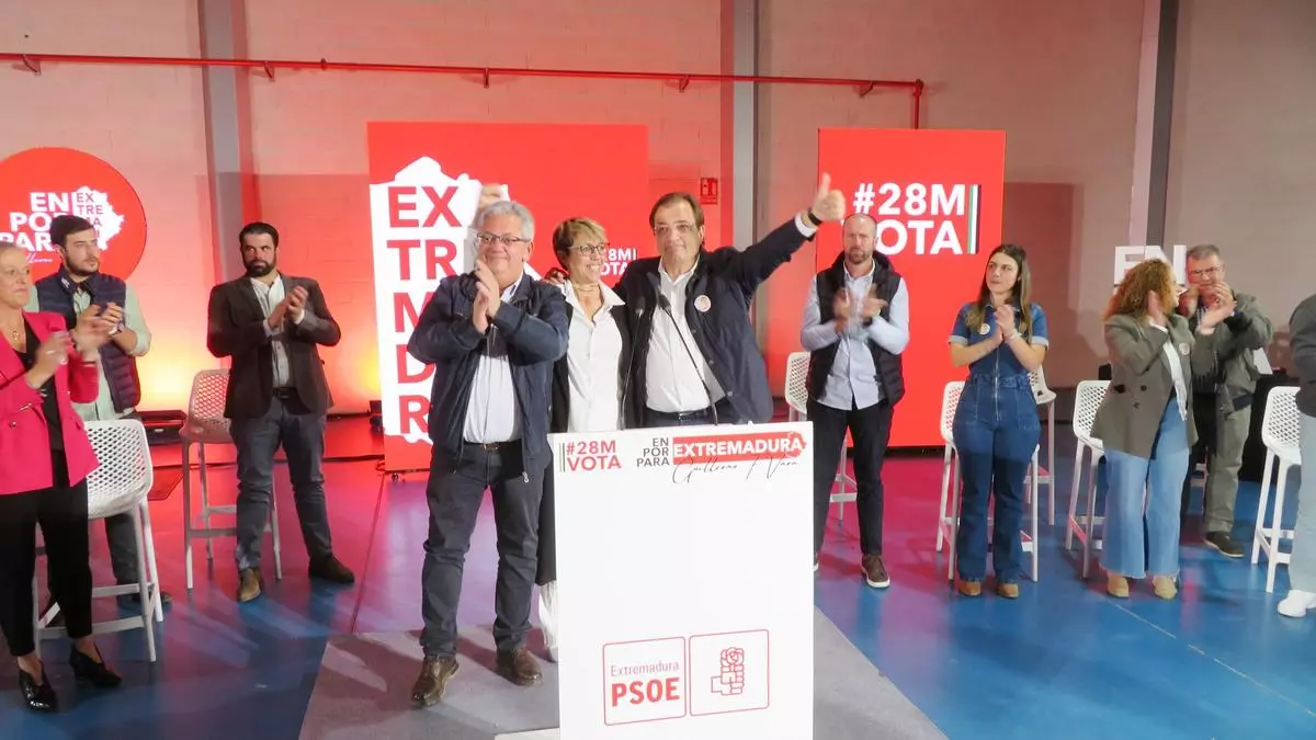 Fernández Vara afirma en Monesterio que la mina que se abrirá nada tiene que ver con la que se cerró