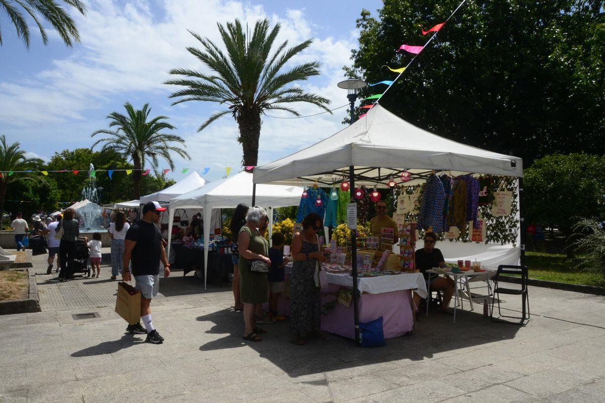 Música, artesanía y gastronomía inundan Cangas con el Satur-Day Fest. Música, artesanía y gastronomía inundan Cangas con el Satur-Day Fest.