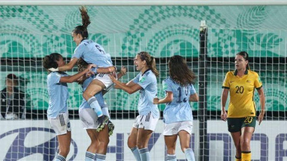Las jugadoras españolas celebran uno de los goles.