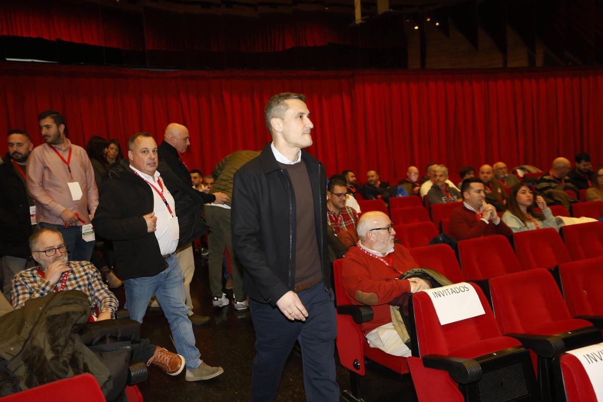 EN IMÁGENES: El congreso comarcal de UGT en Avilés donde salió elegido Javier Quirós EN IMÁGENES: El congreso comarcal de UGT en Avilés donde salió elegido Javier Quirós