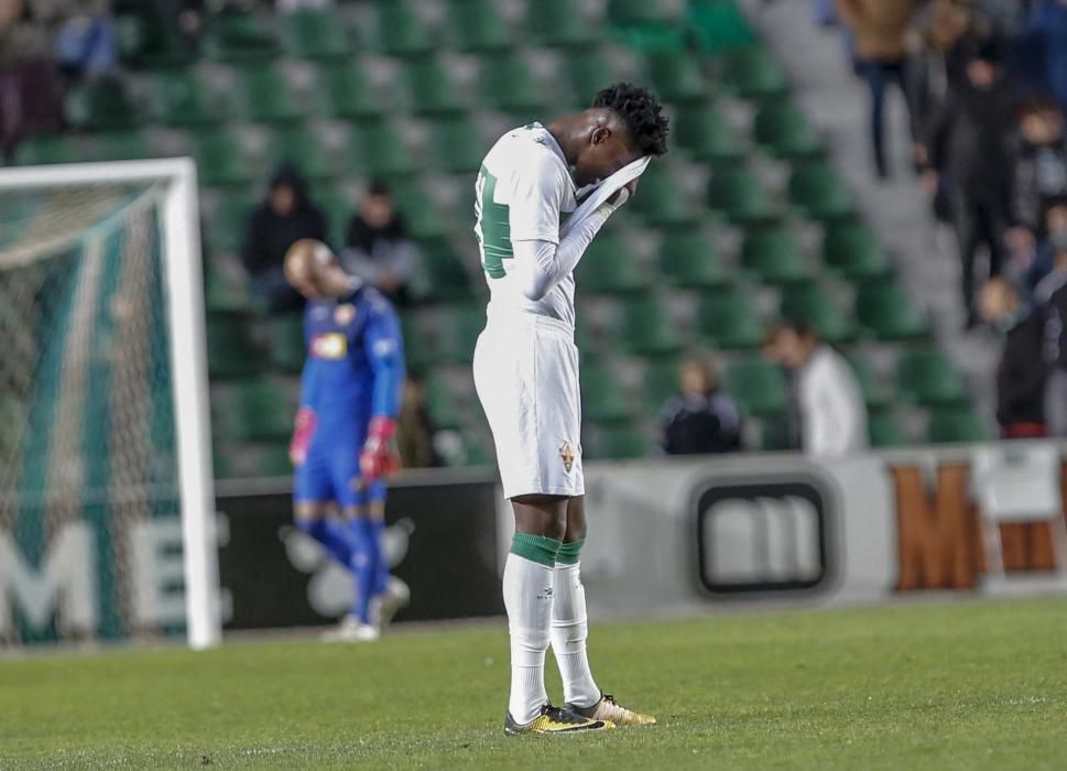 La derrota del Elche ante el Sabadell en imágenes