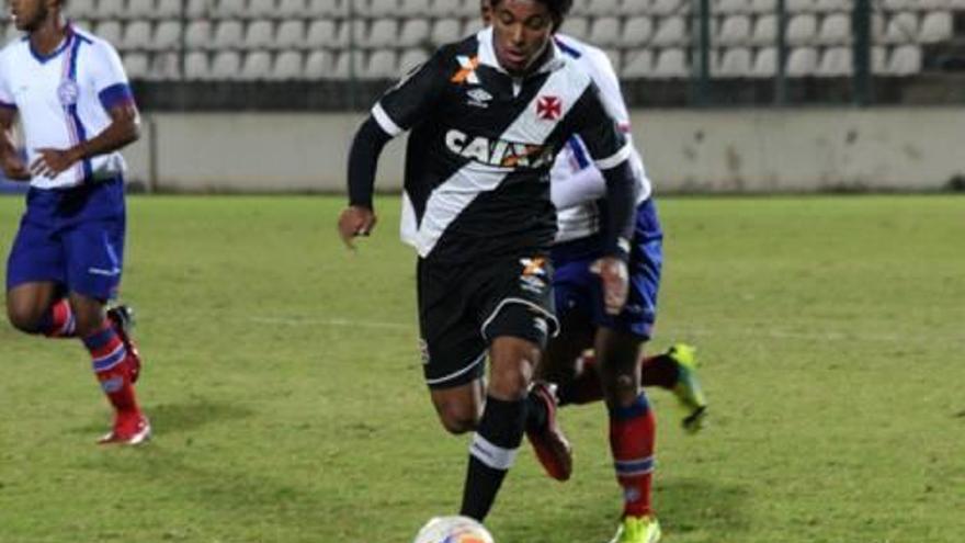 Douglas Luiz ha despuntat a la Lliga brasilera aquest 2017.