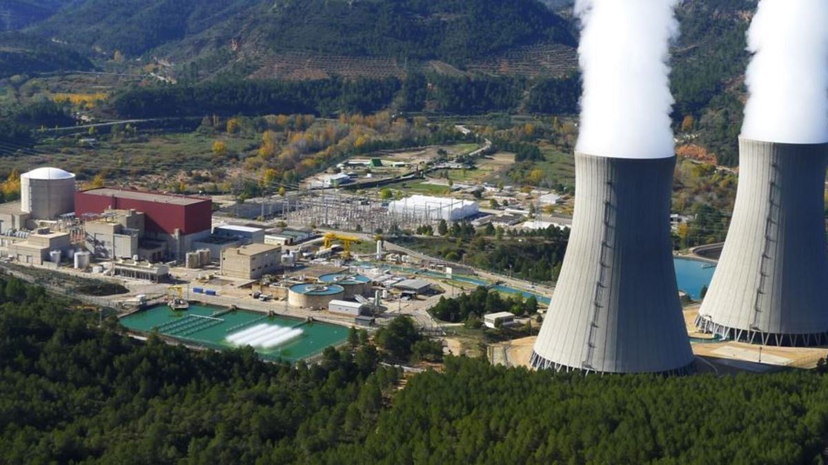 Vista aérea de la central nuclear de Cofrentes.