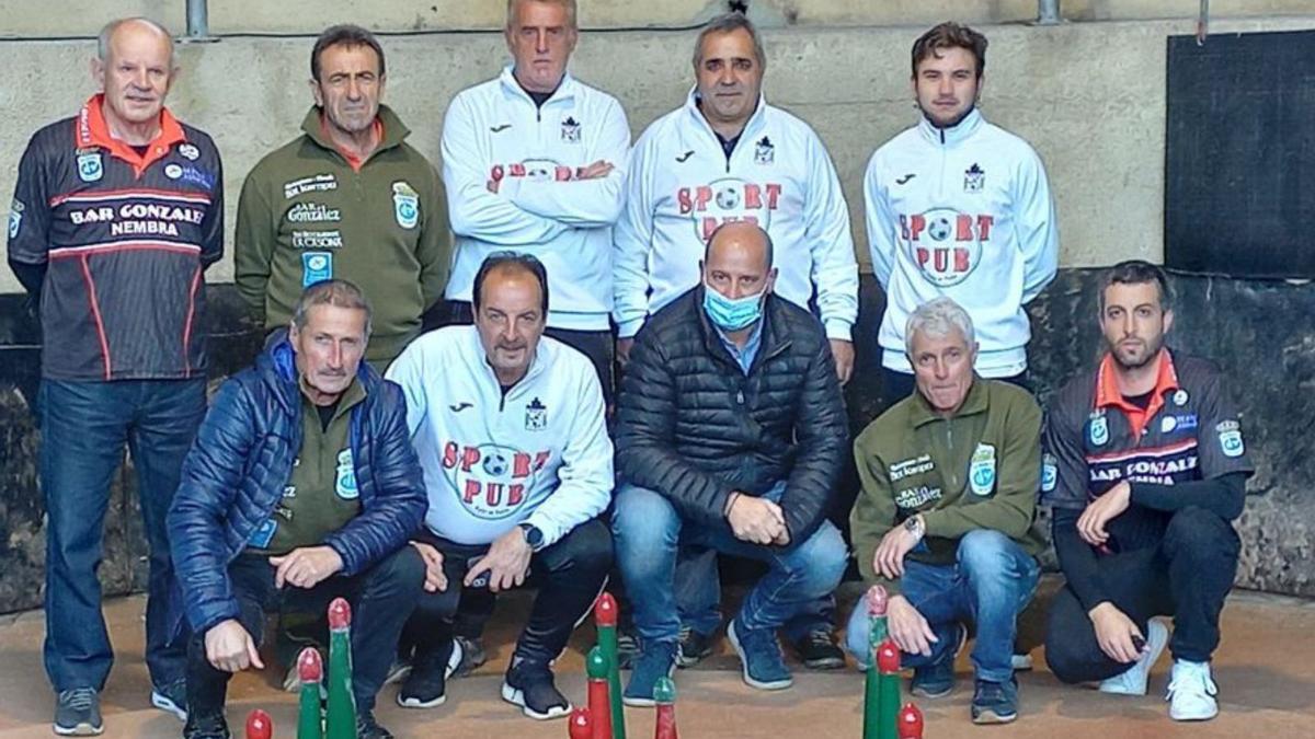 Primer campeonato de bolos en Aller |