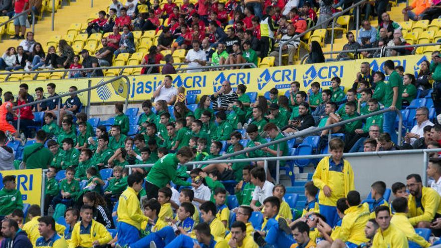 Al partido frente al Levante de la primera vuelta acudieron numerosas cadenas de fútbol invitadas por la UD Las Palmas.