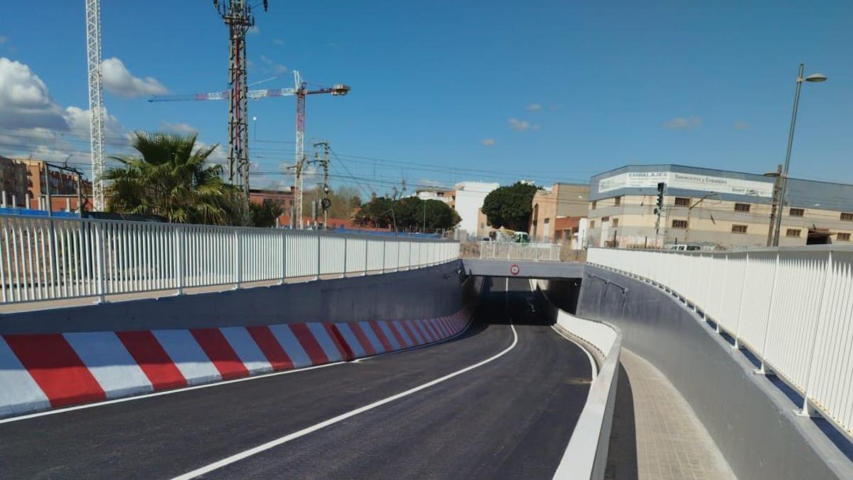 Adif acaba las obras del paso inferior de la calle Orba.