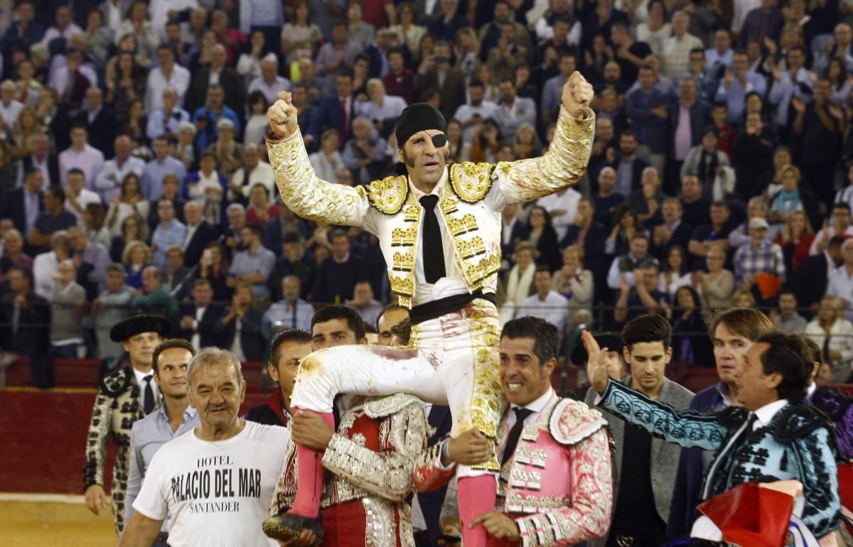 Juan José Padilla se retira en Zaragoza