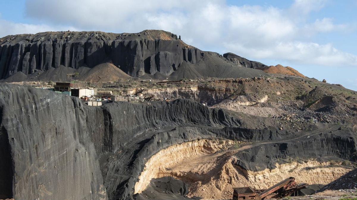 Cantera de Tao, en Teguise, con rocas iguales a las de la Luna. | | ADRIEL PERDOMO