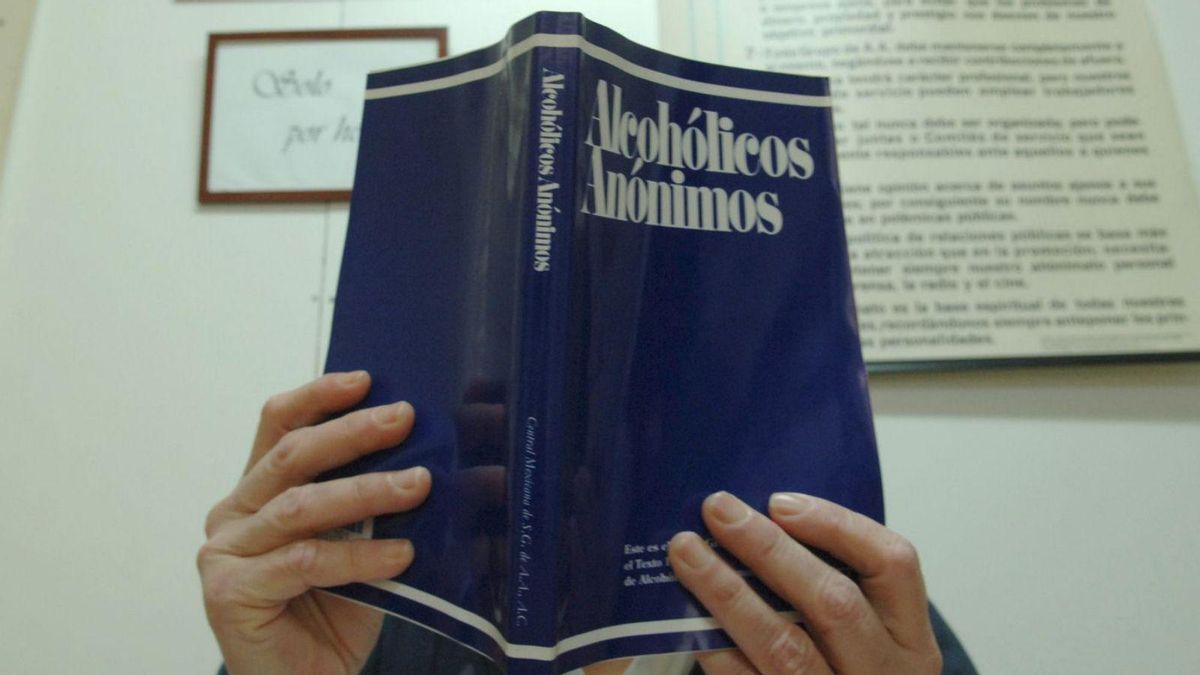 Imagen de archivo del interior de un local en Galicia del Grupo 24 Horas de Alcohólicos Anónimos.