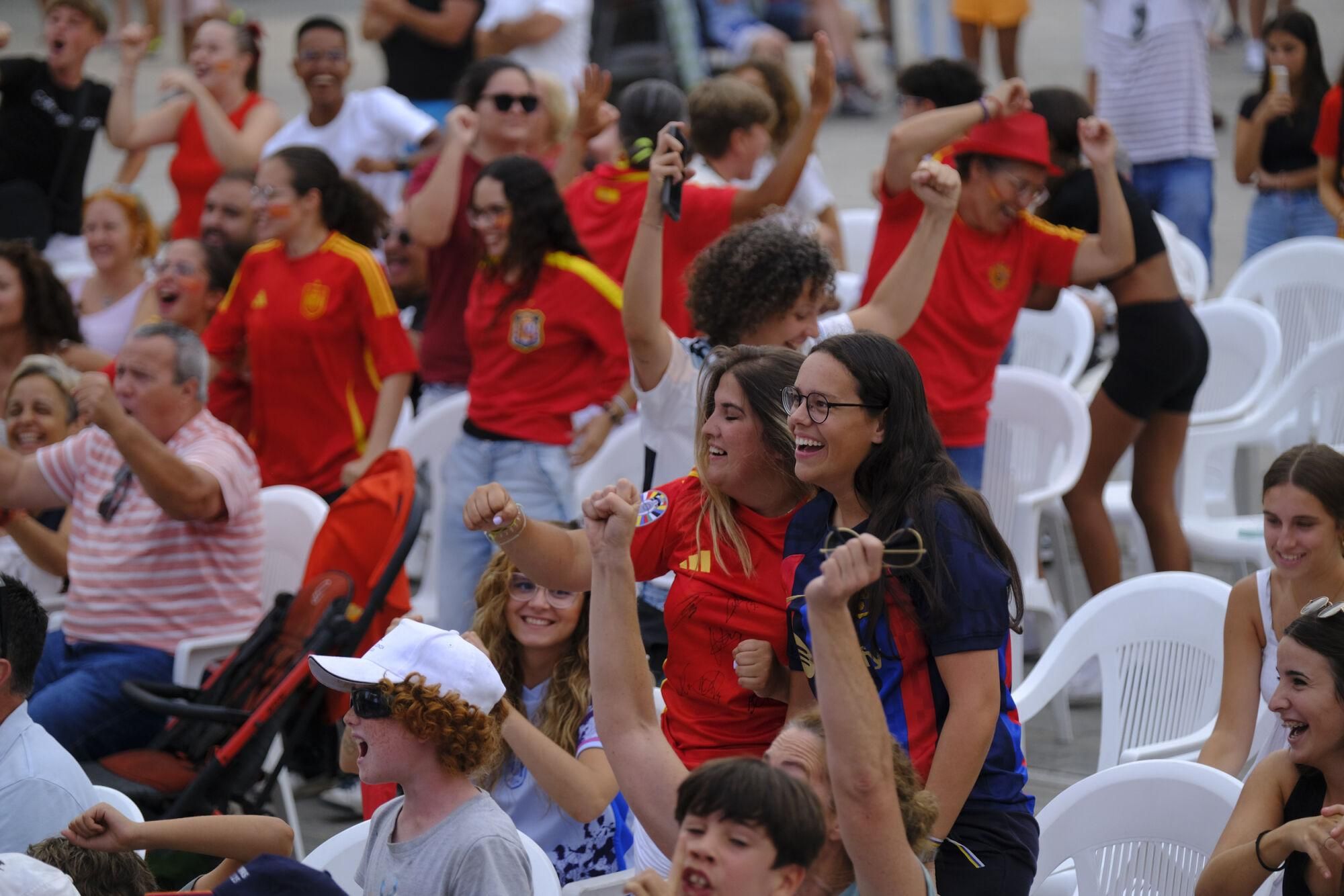 Ambiente de la final de la Eurocopa femenina de fútbol 