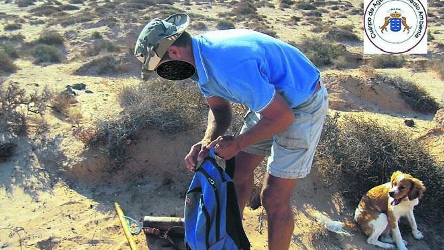 Una persona sorprendida por agentes de Medio Ambiente cuando cazaba de forma ilegal.