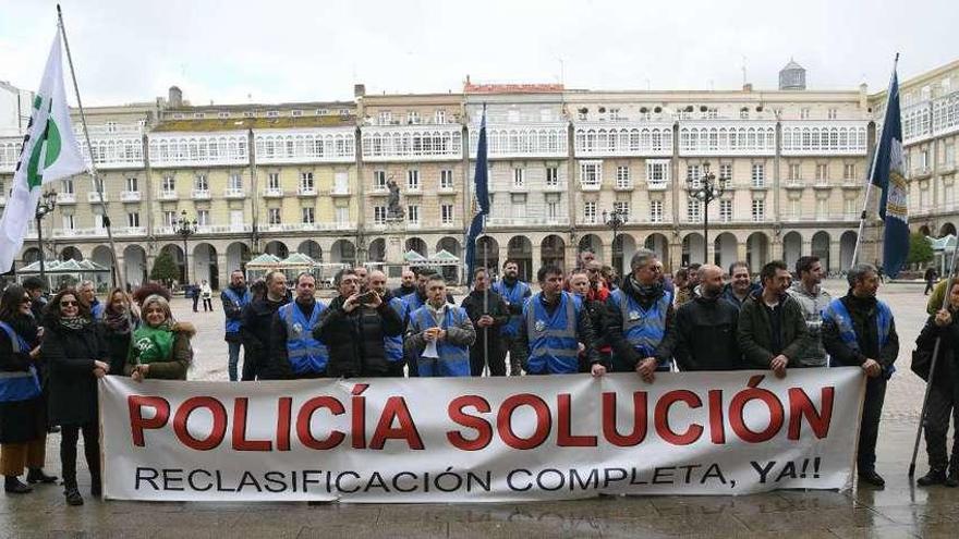 Los policías reclaman la adaptación de salarios