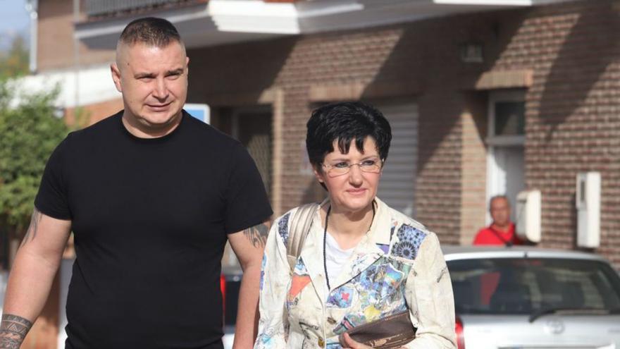La familia de Dana Leonte quiere que se juzgue al novio por asesinato