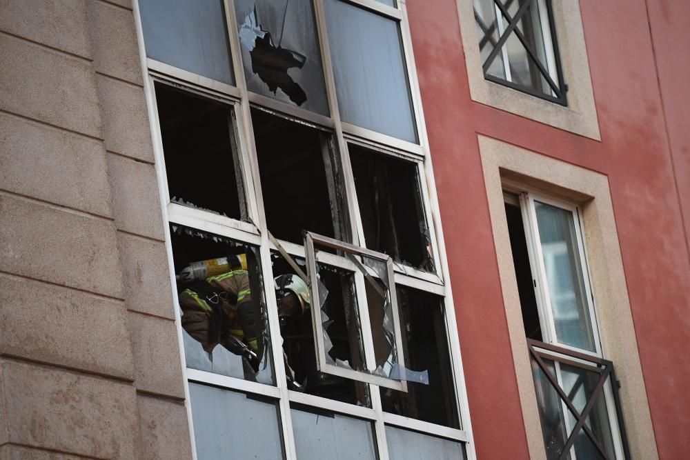 Otro hombre herido se arrojó por la ventana de un segundo piso para evitar se atacado.